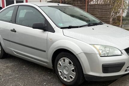 Ford Focus 124.000 km 1.999 &euro; Riedstadt-Goddelau 64560