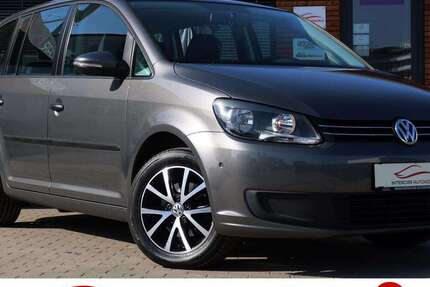 VW Touran 97.133 km 8.990 &euro; Darmstadt 64293