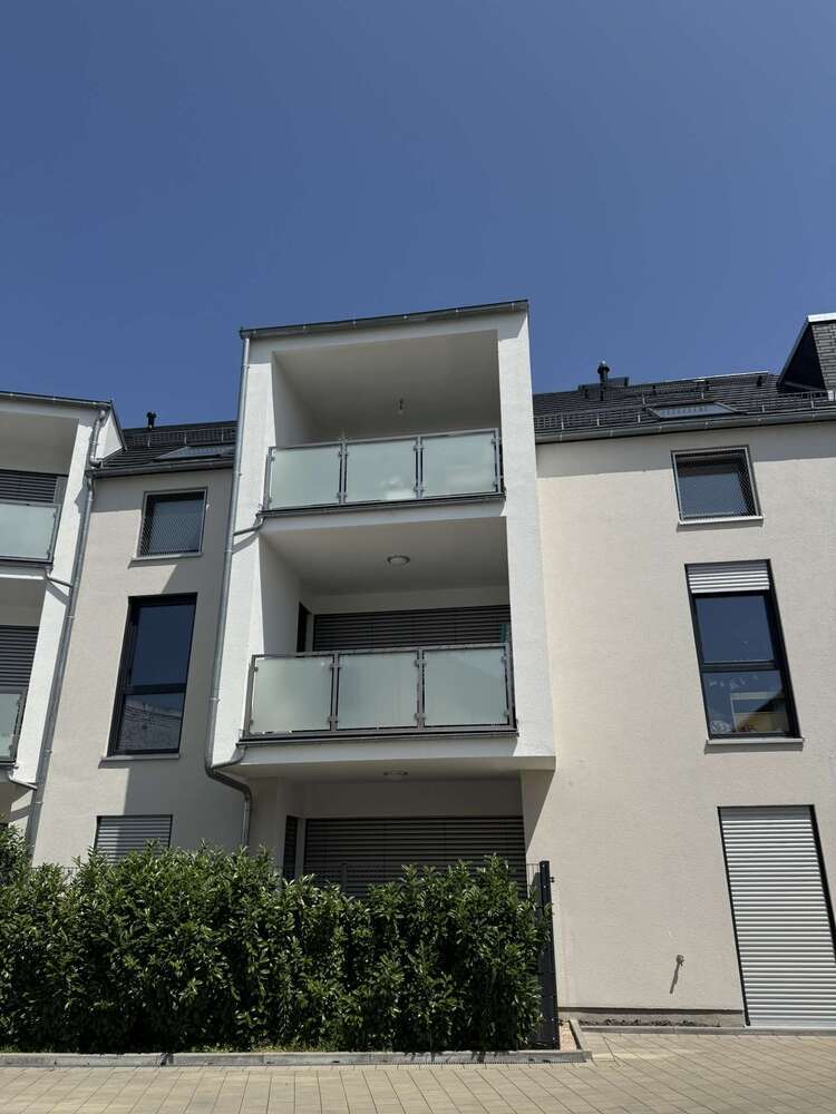 Wohnung zum Mieten in Neu-Isenburg 1.995 € 125 m²