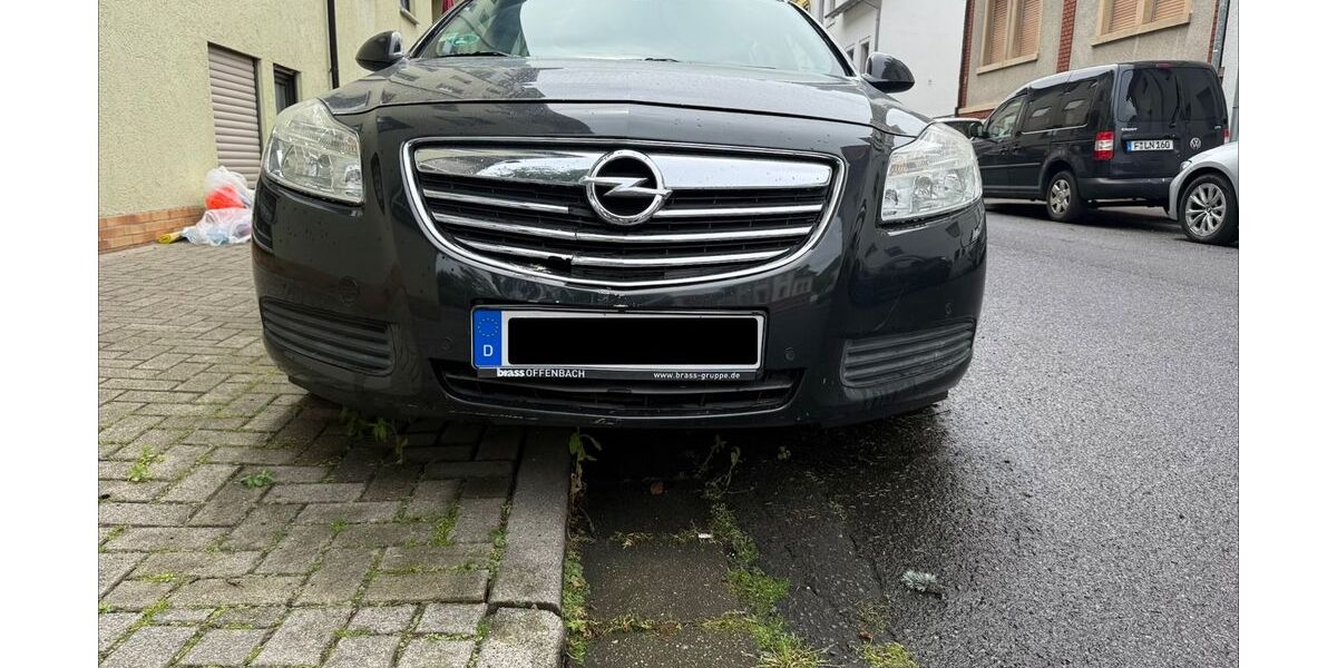 Opel Insignia 313.000 km 1.800 &euro; Obertshausen 63179