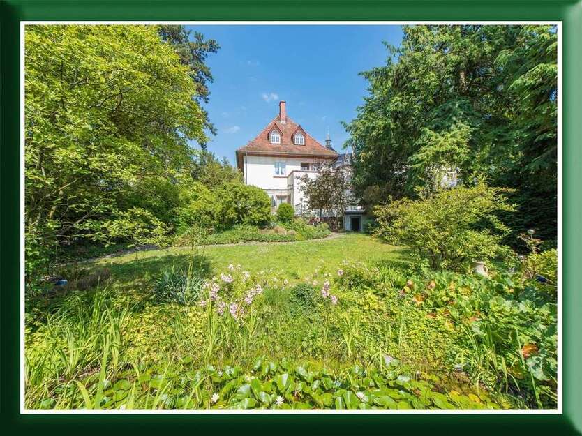 Haus zum Kaufen in Bensheim 1.150.000 € 217.71 m² 8.5 zimmer