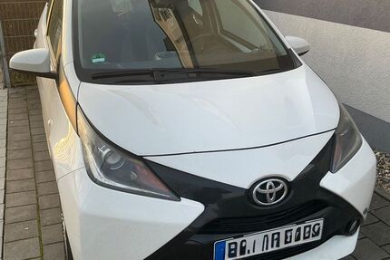 Toyota Aygo (X) 108.000 km 6.500 € Griesheim 64347