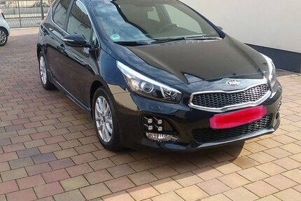 Kia ceed / Ceed 110.000 km 11.300 € Dietzenbach 63128