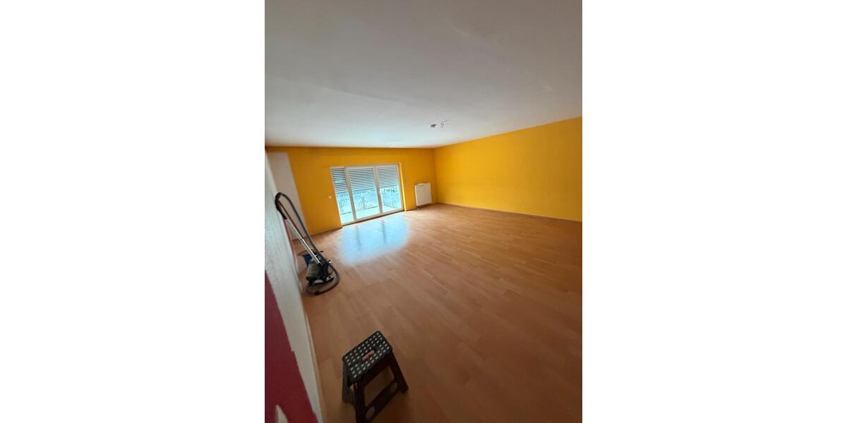 Etagenwohnung Bensheim - 4 Zimmer, 140 m&sup2;, 1.600&euro; | Angebot:26103993