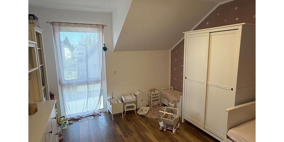 Einfamilienhaus Roßdorf - 4 Zimmer, 147 m&sup2;, 1.950&euro; | Angebot:26322953