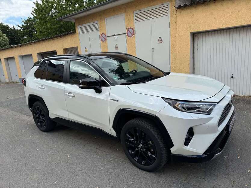 RAV 4