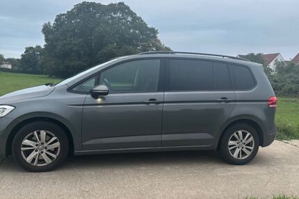 VW Touran 111.000 km 19.499 &euro; Hofheim 65719