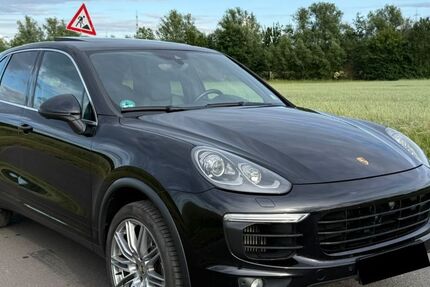 Porsche Cayenne 229.000 km 24.700 &euro; Heusenstamm 63150