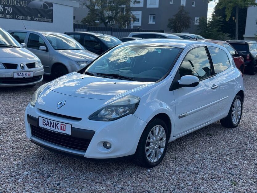 Renault Clio 111.266 km 3.800 € Rodgau 63110