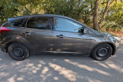 Ford Focus 107.235 km 7.500 &euro; Rodgau 63110