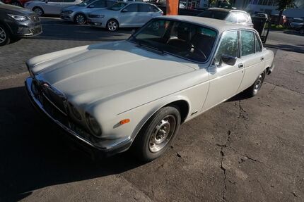 Jaguar XJ 196.800 km 7.999 € Bensheim 64625