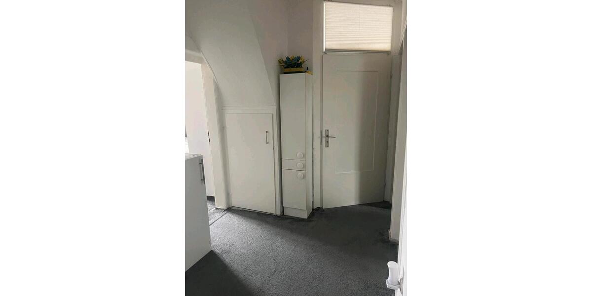 Etagenwohnung Flörsheim am Main - 3 Zimmer, 90 m&sup2;, 1.500&euro; | Angebot:25017582