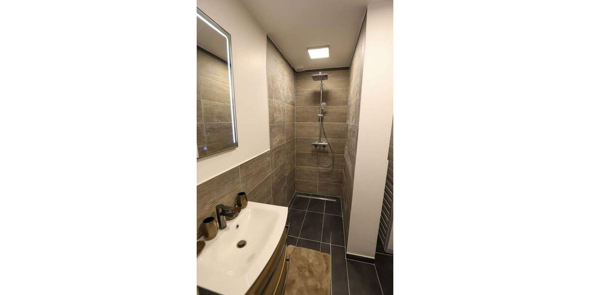 Etagenwohnung Darmstadt Kranichstein - 3 Zimmer, 90 m&sup2;, 1.500&euro; | Angebot:25743336