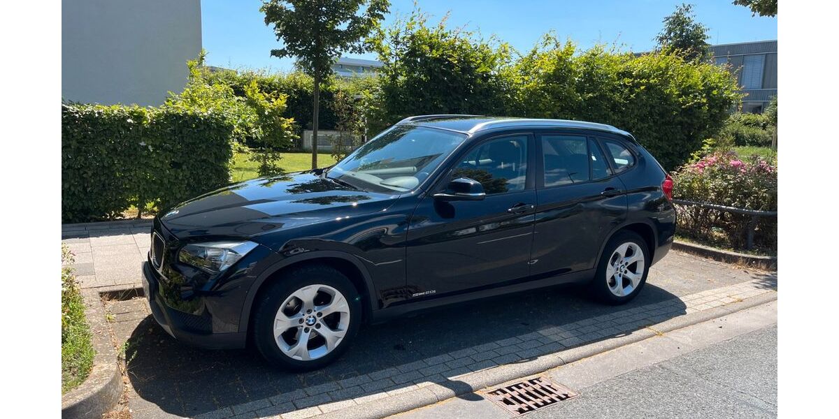 BMW X1 190.000 km 8.200 &euro; Frankfurt am Main 60438