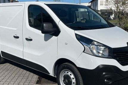 Renault Trafic 144.000 km 11.780 &euro; Langen 63225