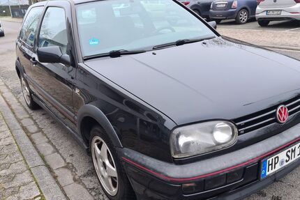 VW Golf 272.527 km 2.500 &euro; Heppenheim 64646
