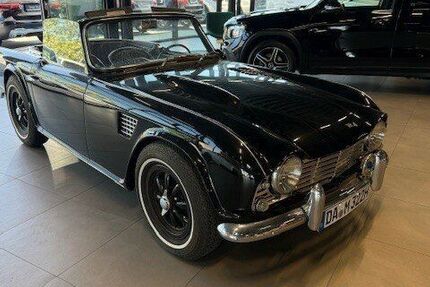 Triumph TR4