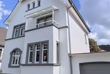 Haus Seeheim-Jugenheim Jugenheim - 8 Zimmer, 220 m&sup2;, 2.530&euro; | Angebot:24871393