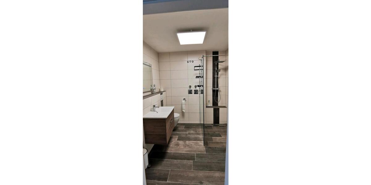Dachgeschoßwohnung Alsbach-Hähnlein Hähnlein - 4 Zimmer, 92 m&sup2;, 1.500&euro; | Angebot:26323128