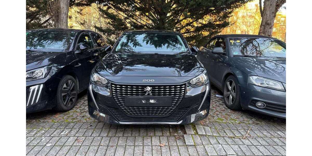 Peugeot 208 24.712 km 13.980 &euro; Rüsselsheim 65428