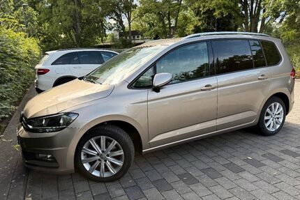 VW Touran 133.000 km 15.400 &euro; Gimbsheim 67578