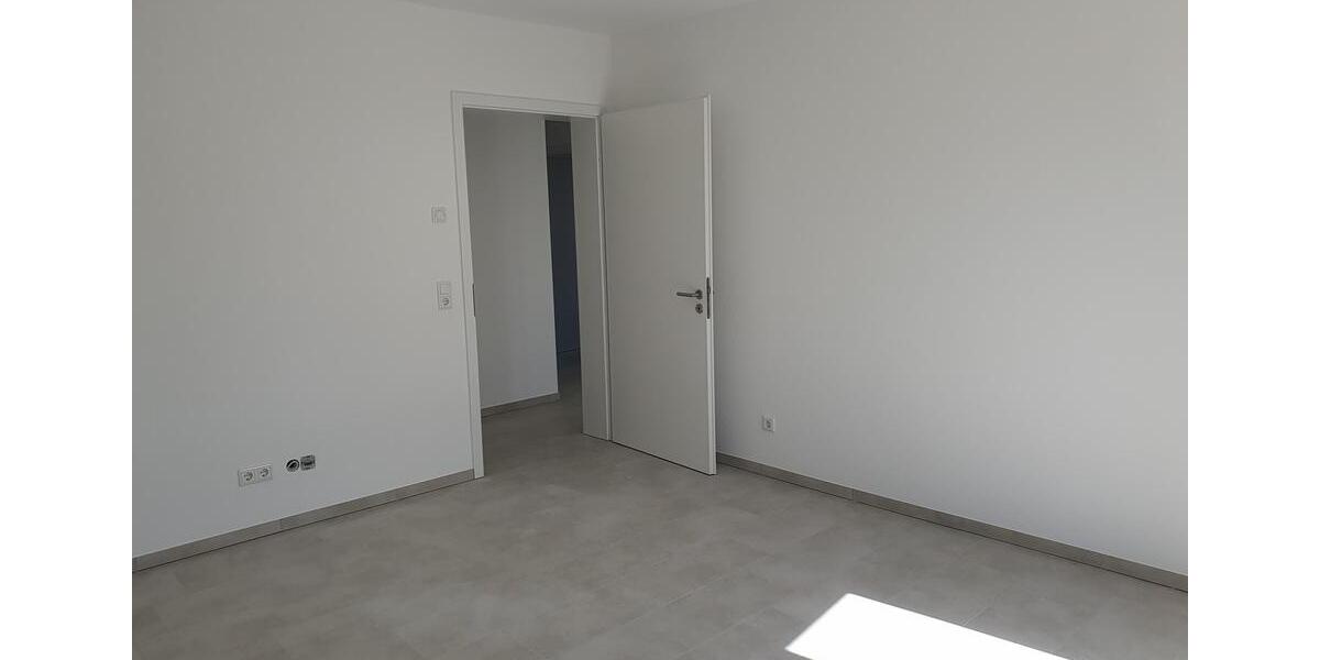 Etagenwohnung Roßdorf - 3 Zimmer, 98 m&sup2;, 1.590&euro; | Angebot:26320771