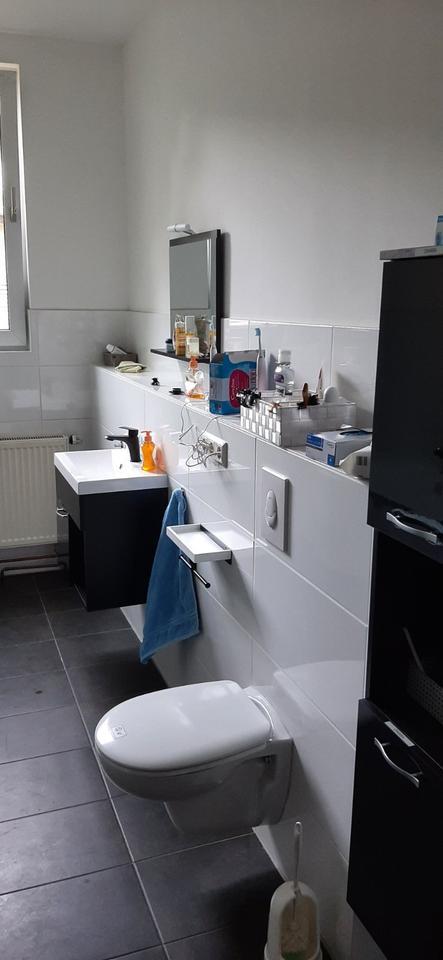 Im Jahr 2024 Modernisiertessaniert 5-Zimmer-EFH in Frankfurt am