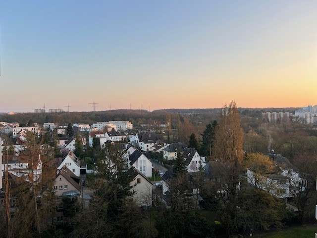 Etagenwohnung Offenbach Westend - 2 Zimmer, 68 m&sup2;, 210.000&euro; | Angebot:26355871