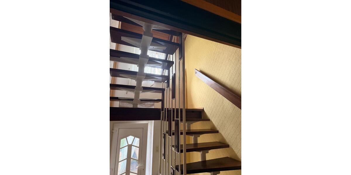 Einfamilienhaus Mainz Laubenheim - 8 Zimmer, 190 m&sup2;, 2.150&euro; | Angebot:25971340