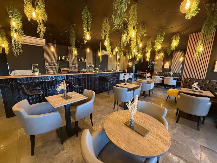 Gastronomie in Frankfurt am Main 2.700 € 155 m²