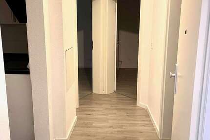 Wohnung Offenbach am Main Lindenfeld - 3 Zimmer, 65 m&sup2;, 960&euro; | Angebot:26739029
