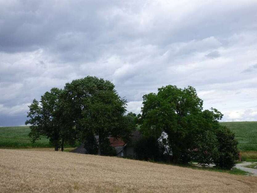 Haus zum Kaufen in Altfraunhofen-Weihern 350.000 €