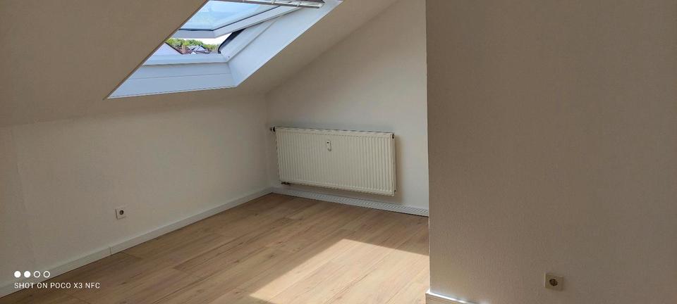 Dachgeschoßwohnung Babenhausen - 3.5 Zimmer, 68 m&sup2;, 720&euro; | Angebot:26335136