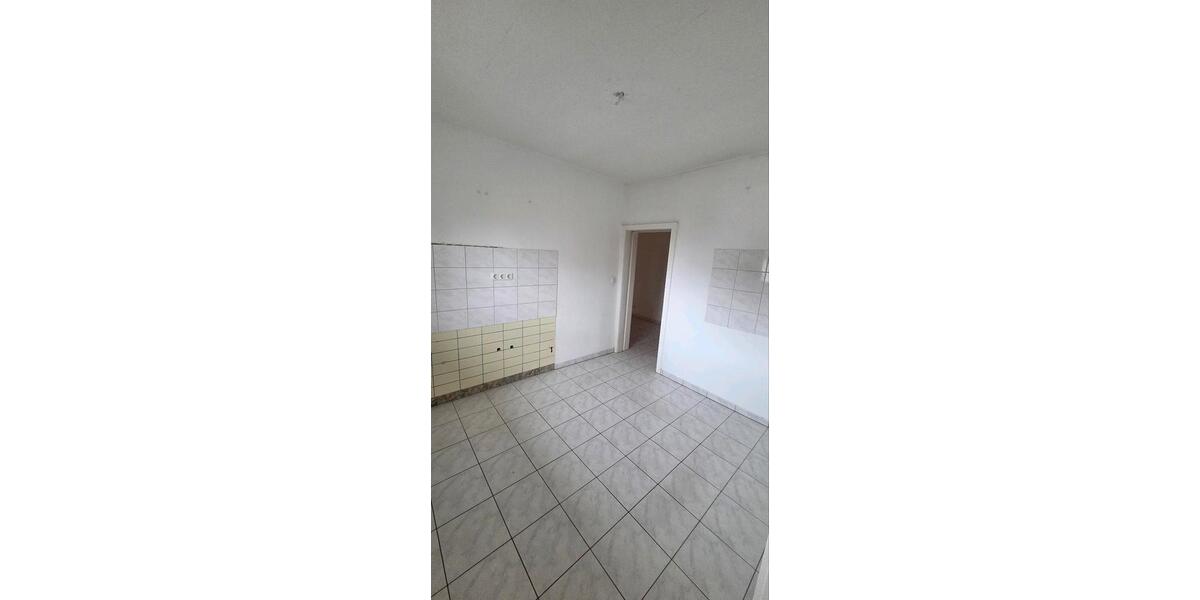 Etagenwohnung Rodgau - 4 Zimmer, 100 m&sup2;, 1.600&euro; | Angebot:25409896