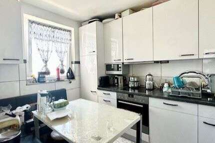 Wohnung zum Kaufen in Dietzenbach 117.000 € 72 m² 3 zimmer