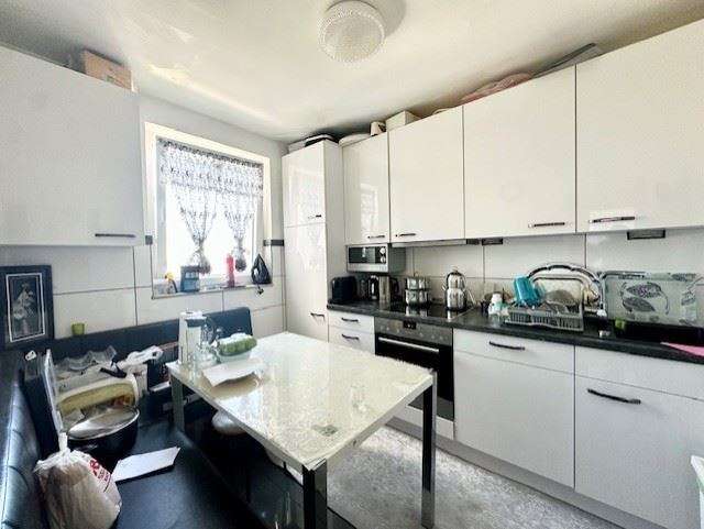 Wohnung zum Kaufen in Dietzenbach 117.000 € 72 m² 3 zimmer