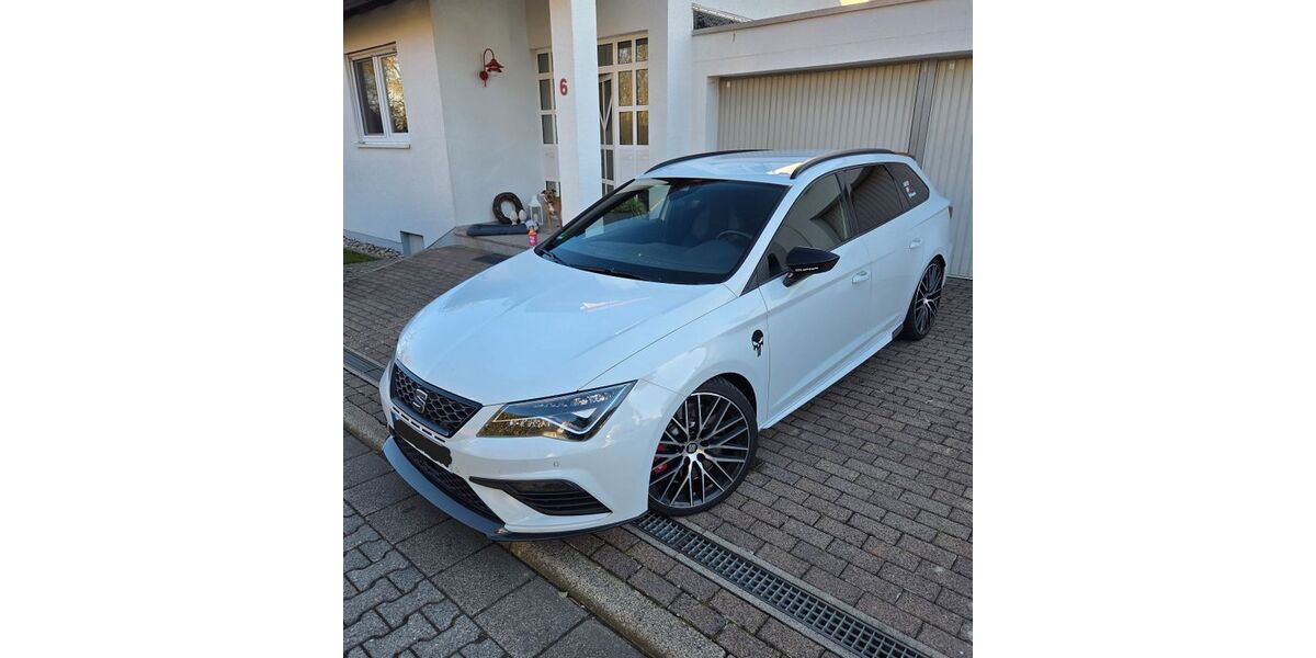 Seat Leon 77.100 km 24.800 &euro; Liederbach am Taunus 65835