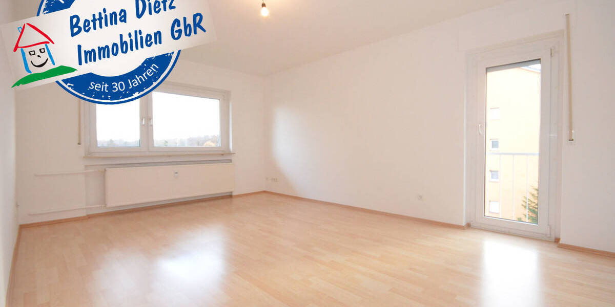 Gepflegte 2-Zimmerwohnung im 3. OG mit EBK, Kellerraum und KFZ-Stellplatz in Dieburg! 2 zimmer