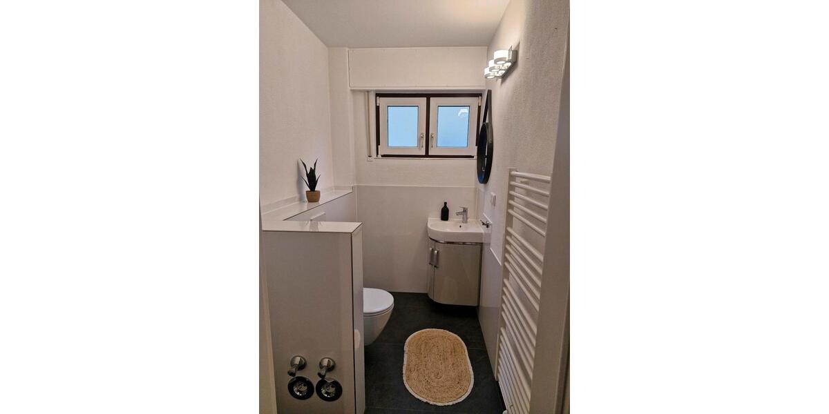 Etagenwohnung Bischofsheim - 3 Zimmer, 90 m&sup2;, 1.400&euro; | Angebot:25407883