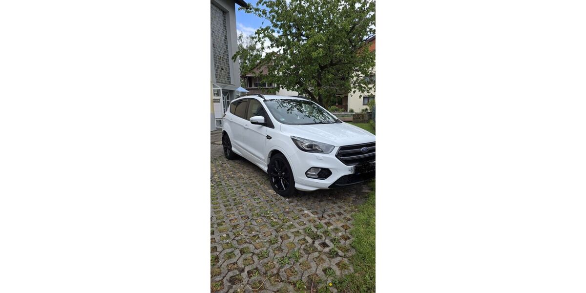 Ford Kuga 154.000 km 14.600 &euro; Fürth 64658