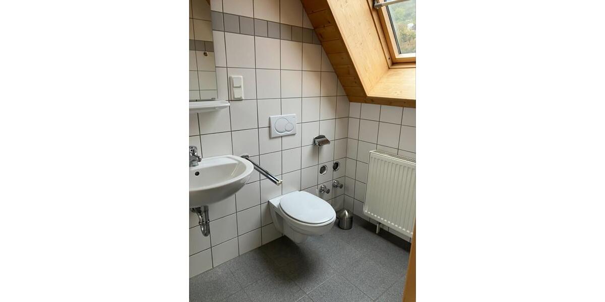 Etagenwohnung Heppenheim (Bergstraße) - 2 Zimmer, 87 m&sup2;, 916&euro; | Angebot:17741995