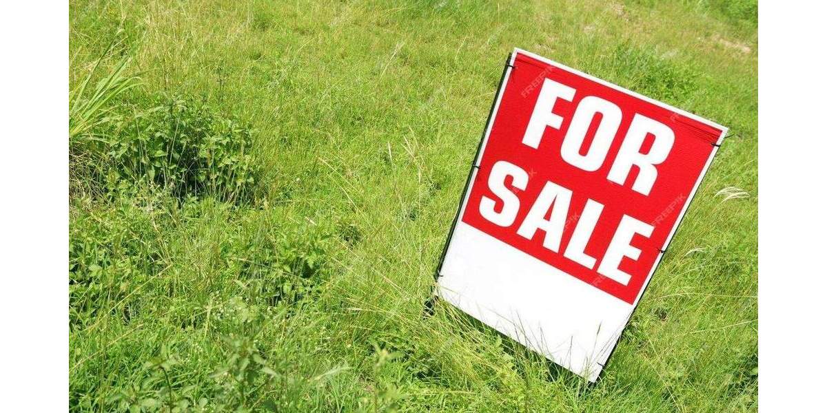 Baugrundstück für ein Ein- oder Mehrfamilienhaus in zweiter Reihe, ruhige Lage zimmer