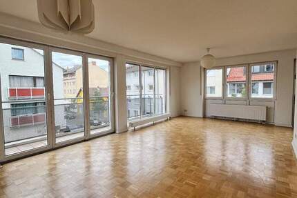 MT an CS 9.12. zum 1.4.26 Stilvolle 2 Zimmer Wohnung im Zentrum von Niederrad index 2 zimmer