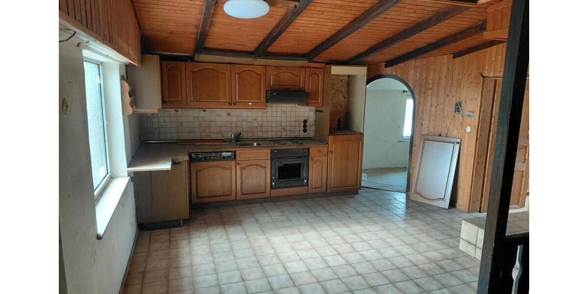 Einfamilienhaus Lautertal (Odenwald) - 6 Zimmer, 130 m&sup2;, 195.000&euro; | Angebot:26256009