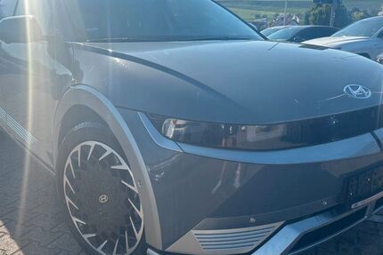 Hyundai IONIQ 5 2.800 km 39.000 € Oppenheim 55276