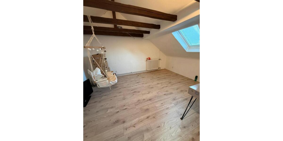 Dachgeschoßwohnung Darmstadt - 3 Zimmer, 64 m&sup2;, 1.100&euro; | Angebot:25440024