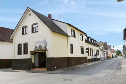 Großzügiges Anwesen mit vielseitigen Nutzungsmöglichkeiten im Herzen von Erzhausen