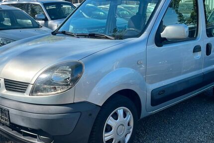 Renault Kangoo 183.000 km 2.190 &euro; Frankfurt 65933