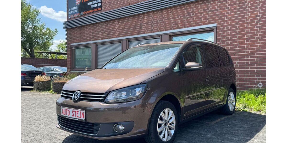VW Touran 222.000 km 5.990 &euro; Rüsselsheim am Main 65428