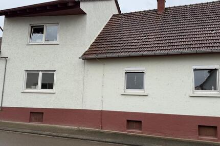 Haus Groß-Rohrheim Rohrheim - 7 Zimmer, 200 m&sup2;, 385.000&euro; | Angebot:25510392
